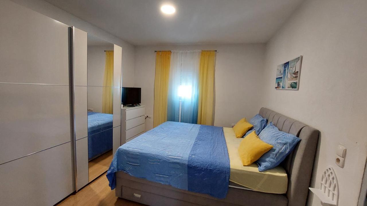 Luna Apartments บาชกาโวดา ภายนอก รูปภาพ