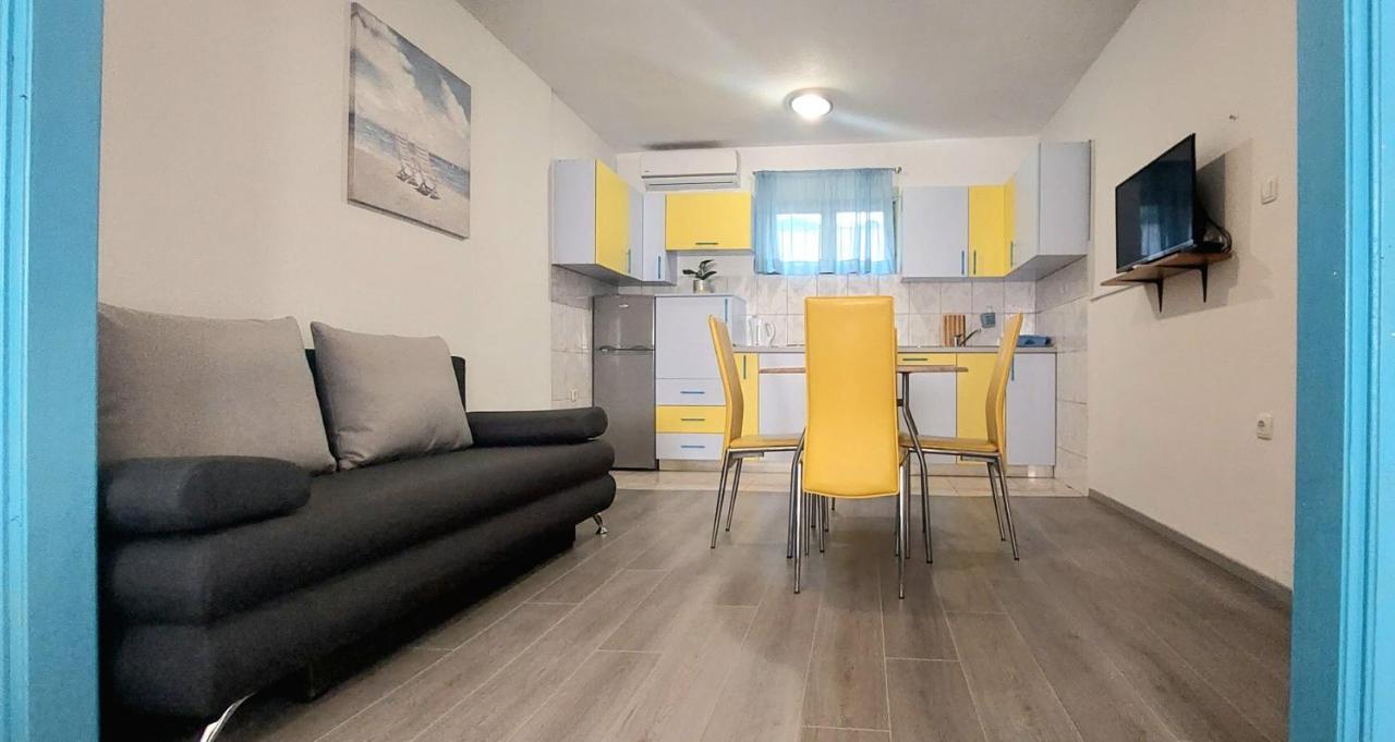 Luna Apartments บาชกาโวดา ภายนอก รูปภาพ
