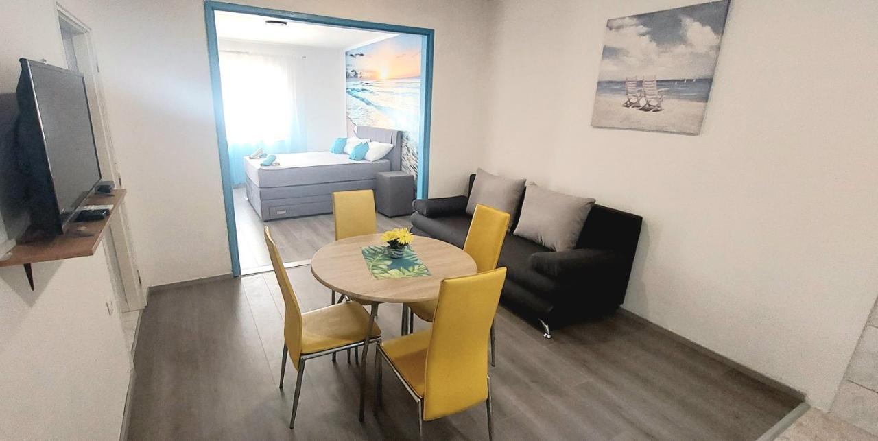 Luna Apartments บาชกาโวดา ภายนอก รูปภาพ
