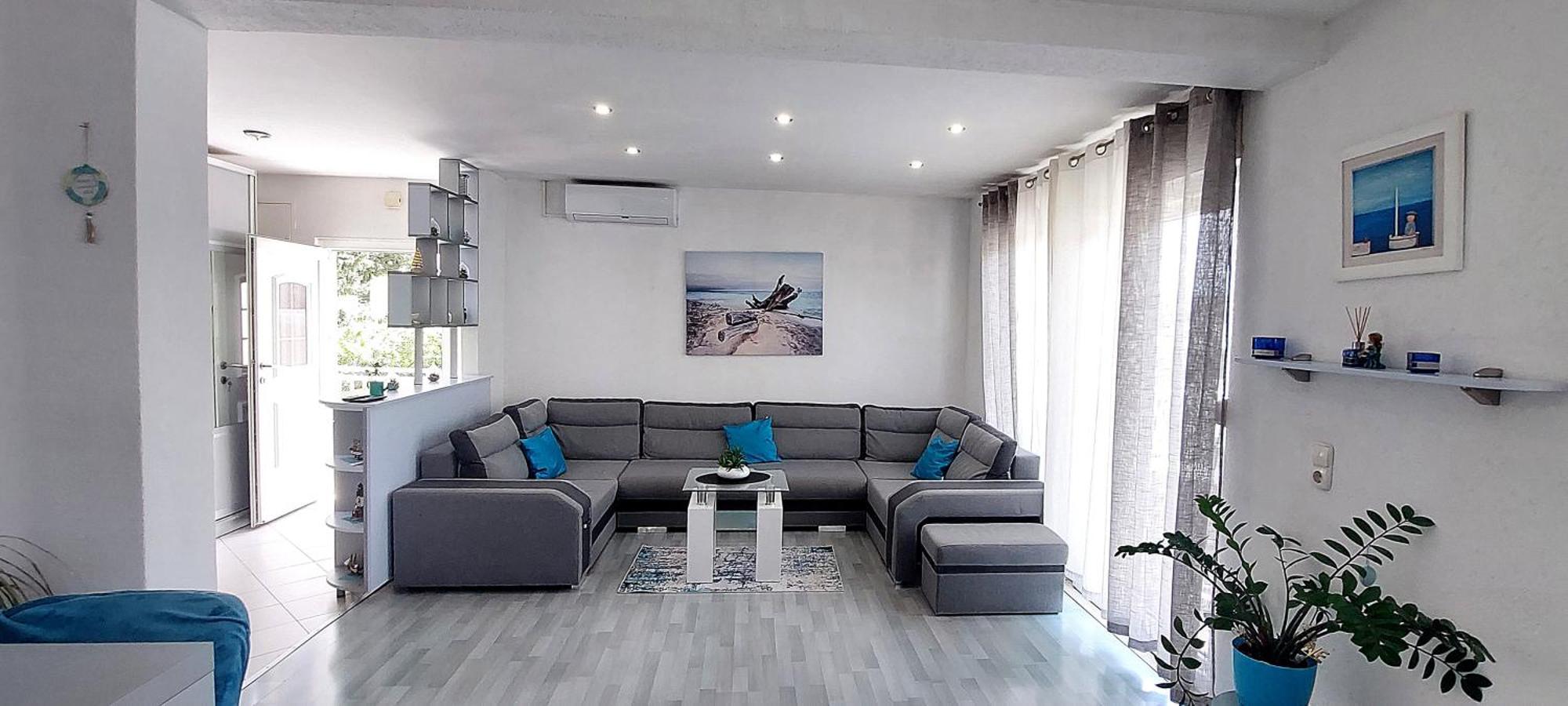 Luna Apartments บาชกาโวดา ภายนอก รูปภาพ